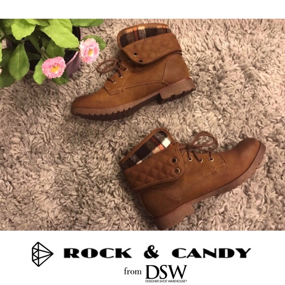 𝙽𝙴𝚅𝙴𝚁 𝚆𝙾𝚁𝙽 • Combat Boots